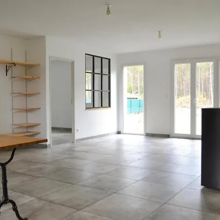 Nice In With 3 Bedrooms Casa de Férias Luxey